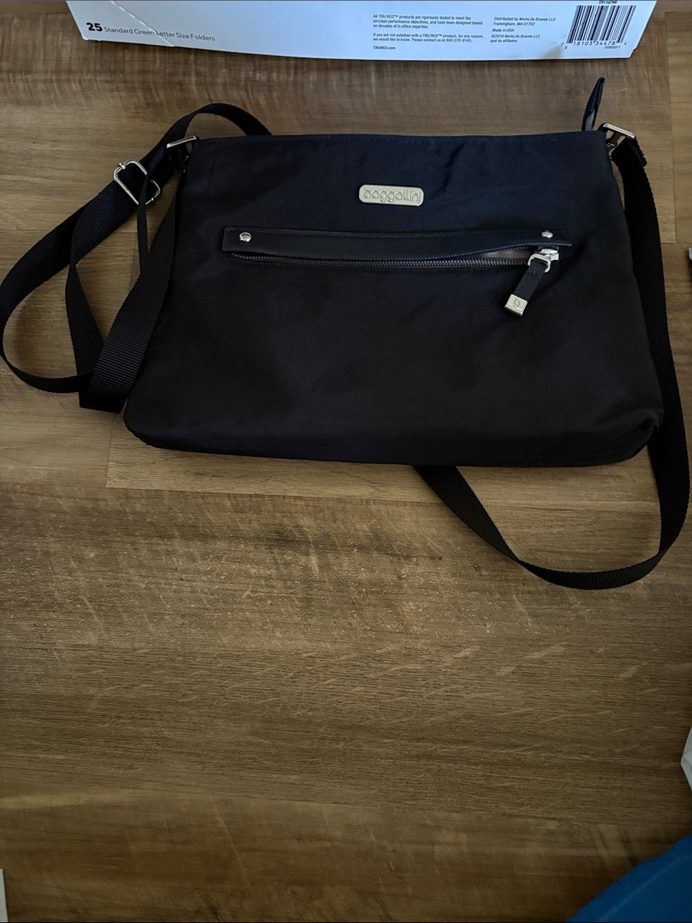 Baggallini Black Nylon Messenger Crossbody Bag